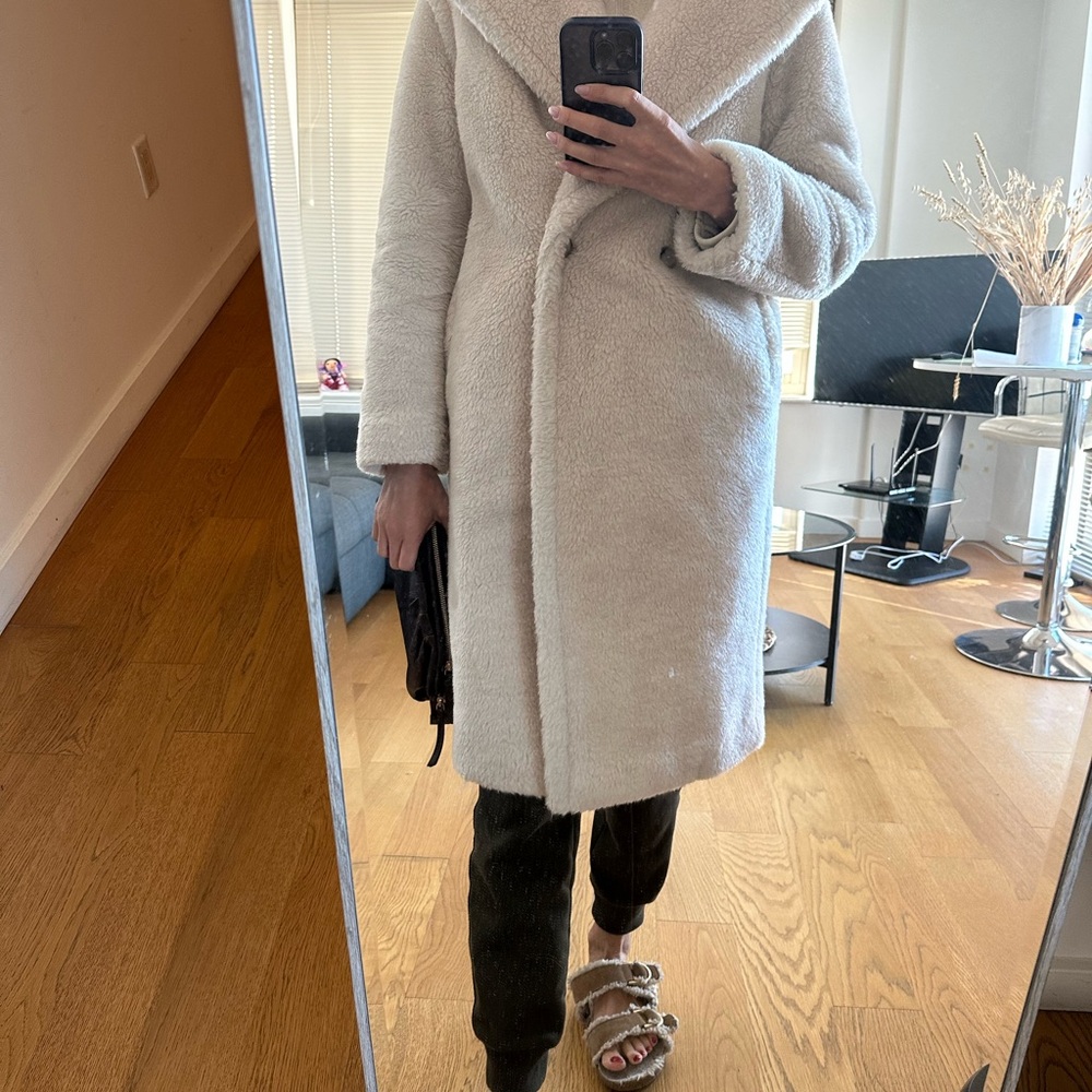 Babaton Cream Teddy Jacket Size S